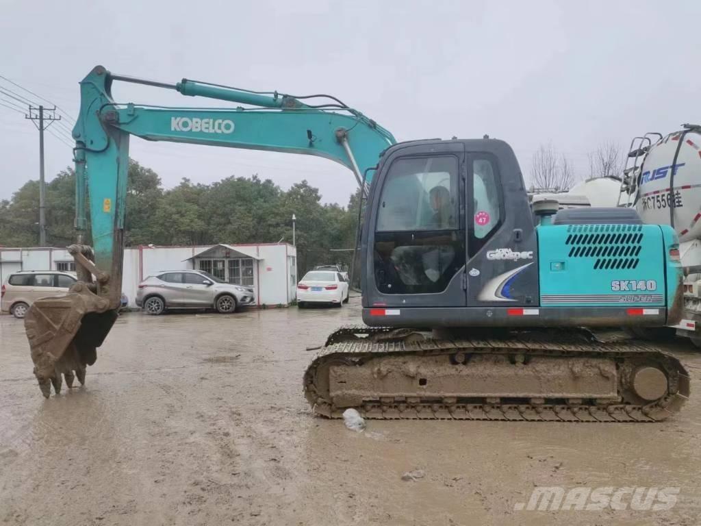 Kobelco SK 140 حفارات زحافة