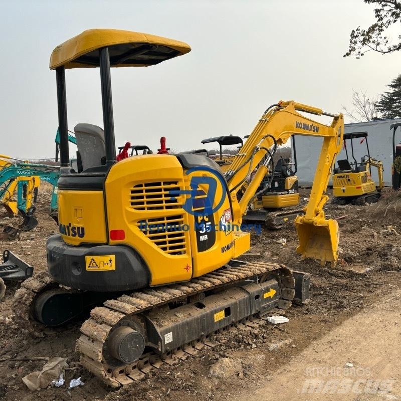 Komatsu PC35MR حفارات صغيرة أقل من 7 طن (حفارات صغيرة)