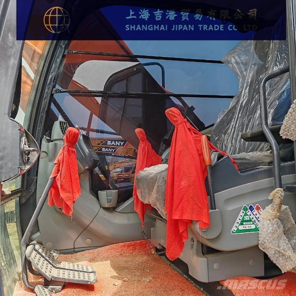 Hitachi ZX 210 حفارات زحافة