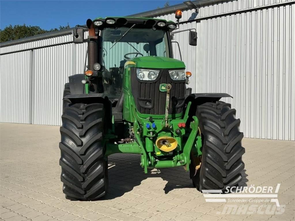 John Deere 6210 R الجرارات