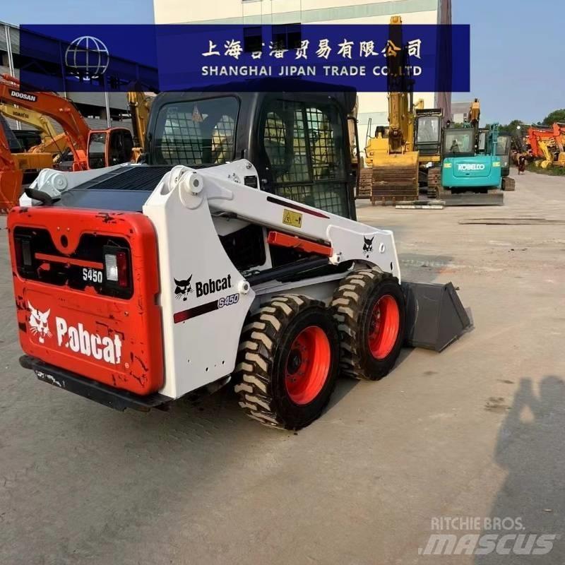 Bobcat s450 لوادر انزلاقية التوجيه