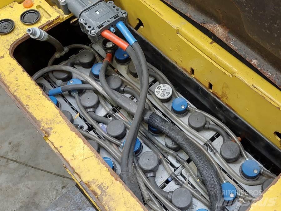 Yale MP20X FBW معدات الرفع منخفض المستوى