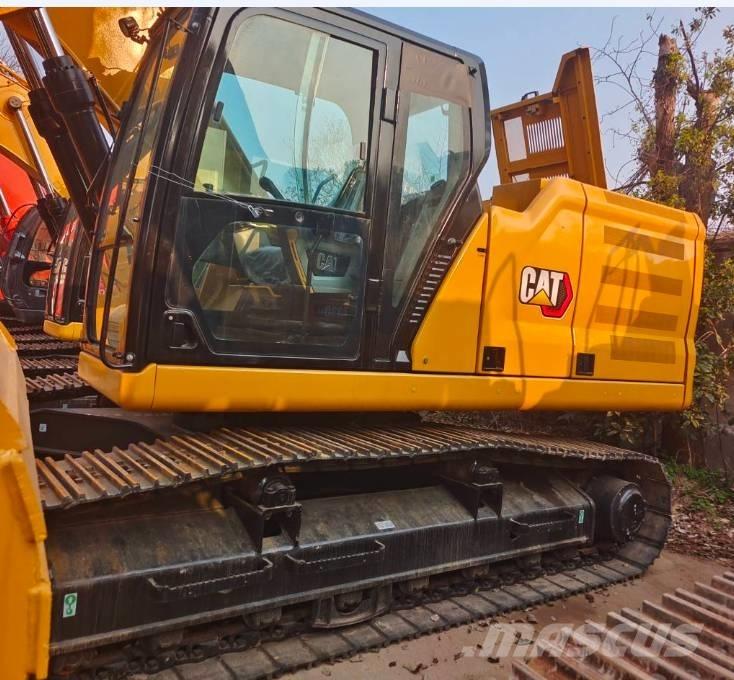 CAT 326 GC حفارات زحافة