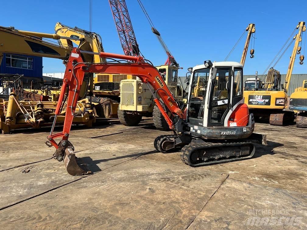 Kubota KX 121-3 حفارات صغيرة أقل من 7 طن (حفارات صغيرة)
