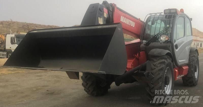 Manitou MT 1335 مناولات متداخلة