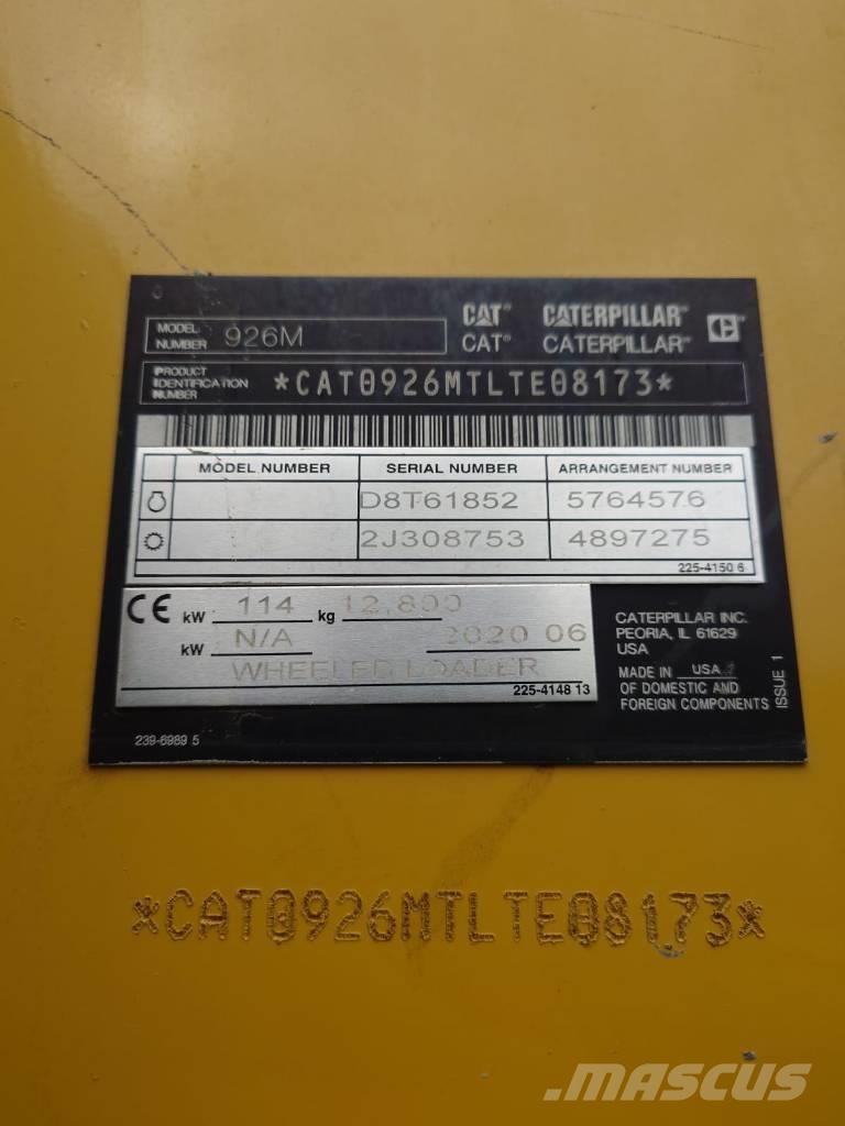 CAT 926 M لوادر بعجل