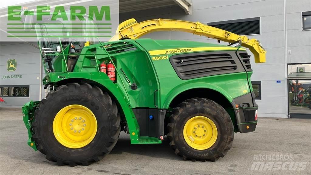 John Deere 8500i علافات ذاتية الدفع