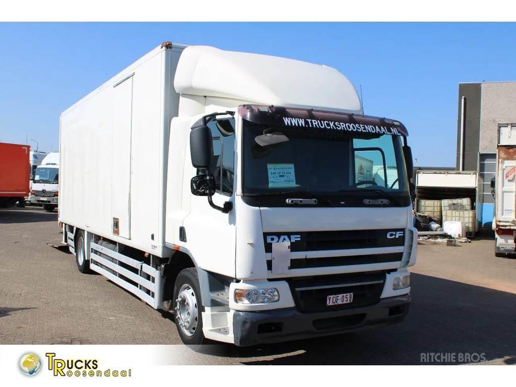 DAF CF 75.250 + LIFT شاحنات ذات هيكل صندوقي