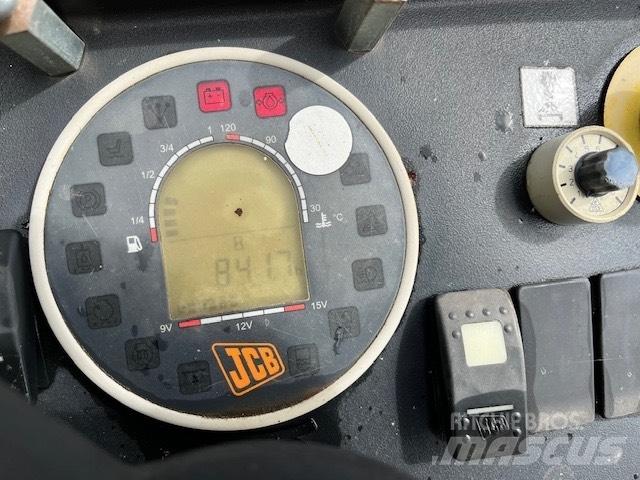 JCB VMT 160-80 مداحل ثنائية الاسطوانة