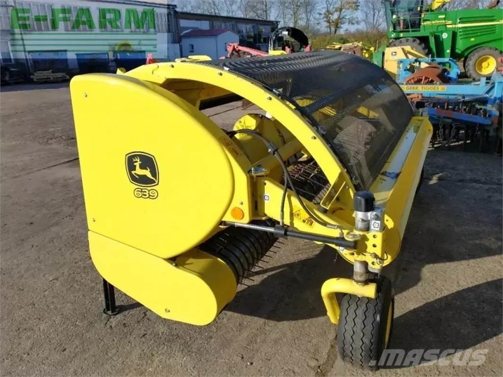John Deere 9800 علافات ذاتية الدفع