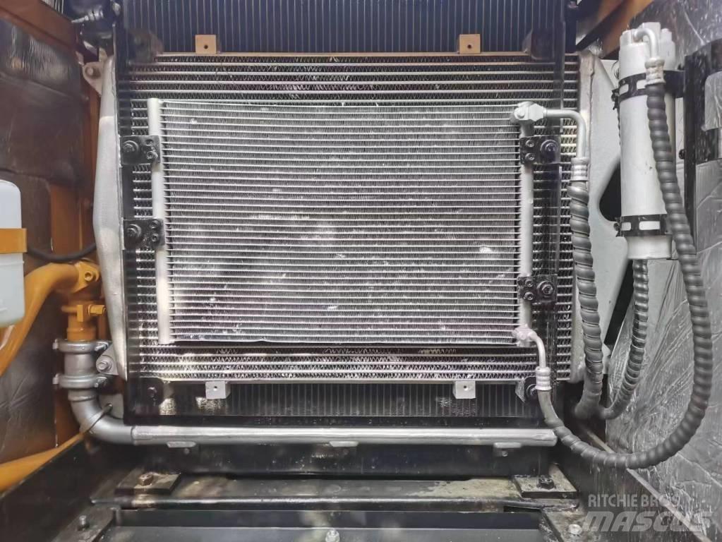 Sany 215c حفارات زحافة