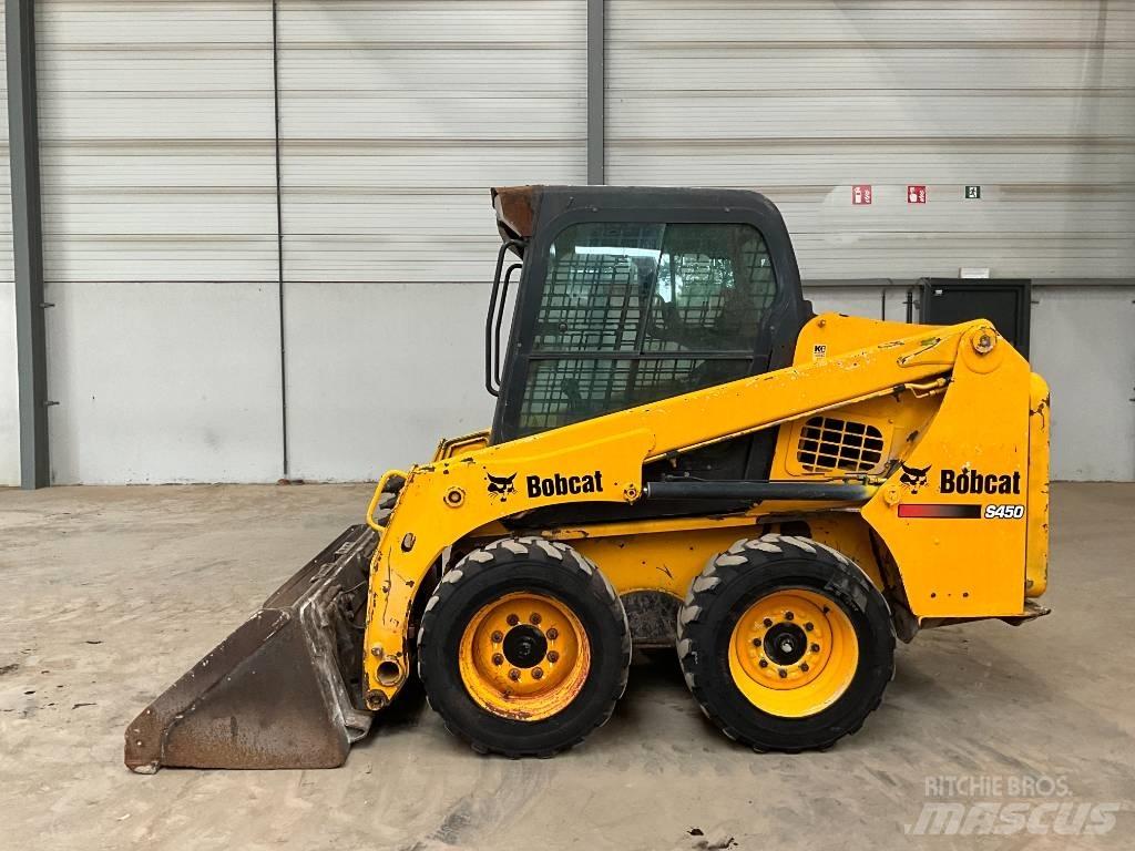 Bobcat S 450 لوادر انزلاقية التوجيه