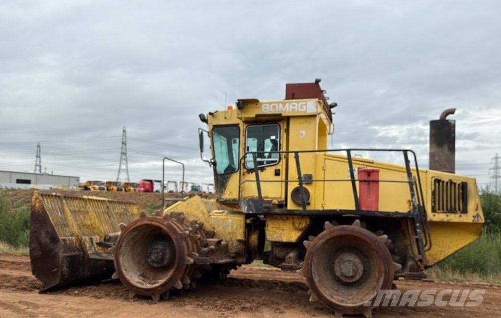 Bomag BC772RB مكابس المخلفات