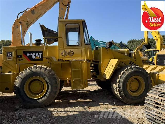 CAT 966 F لوادر بعجل