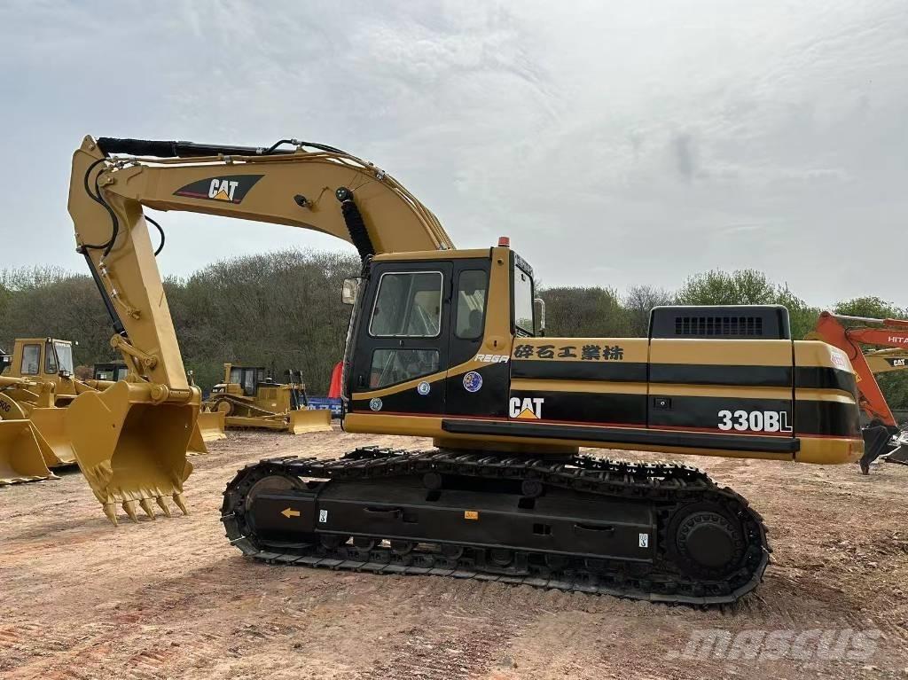CAT 330 B حفارات زحافة