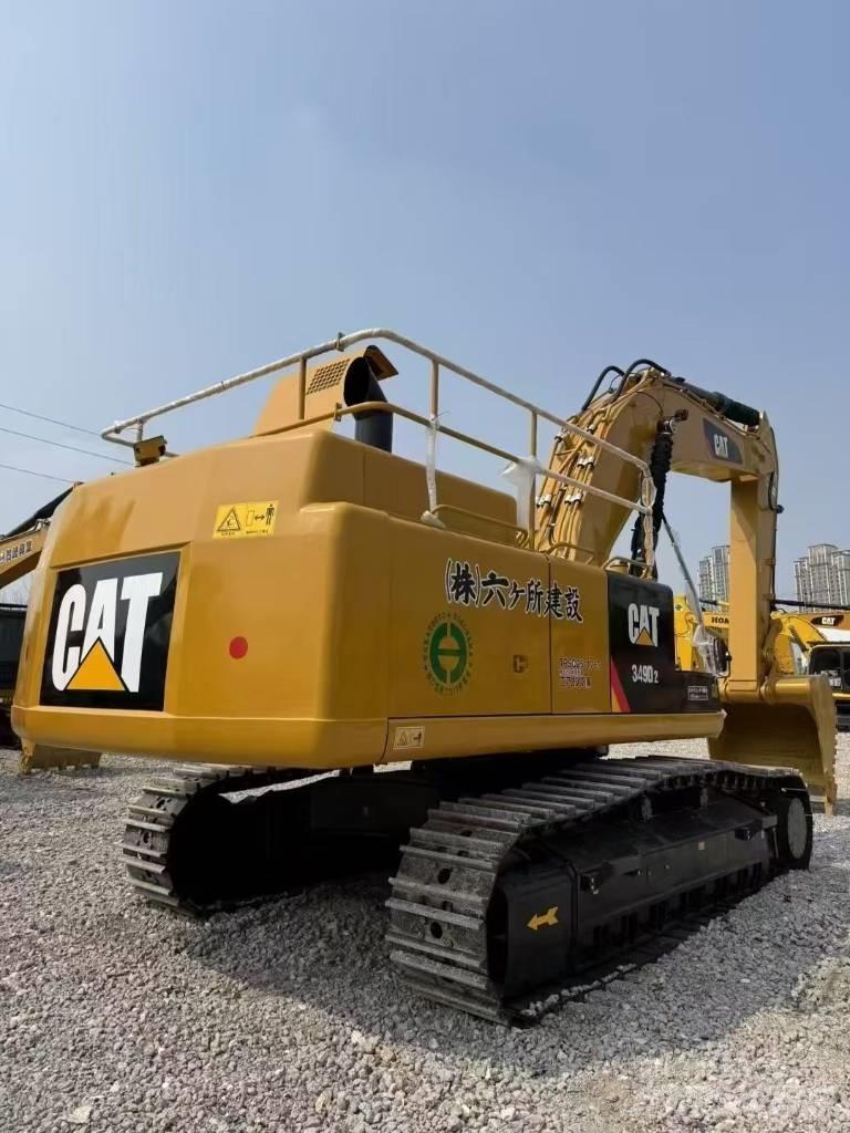CAT 349 D L حفارات زحافة