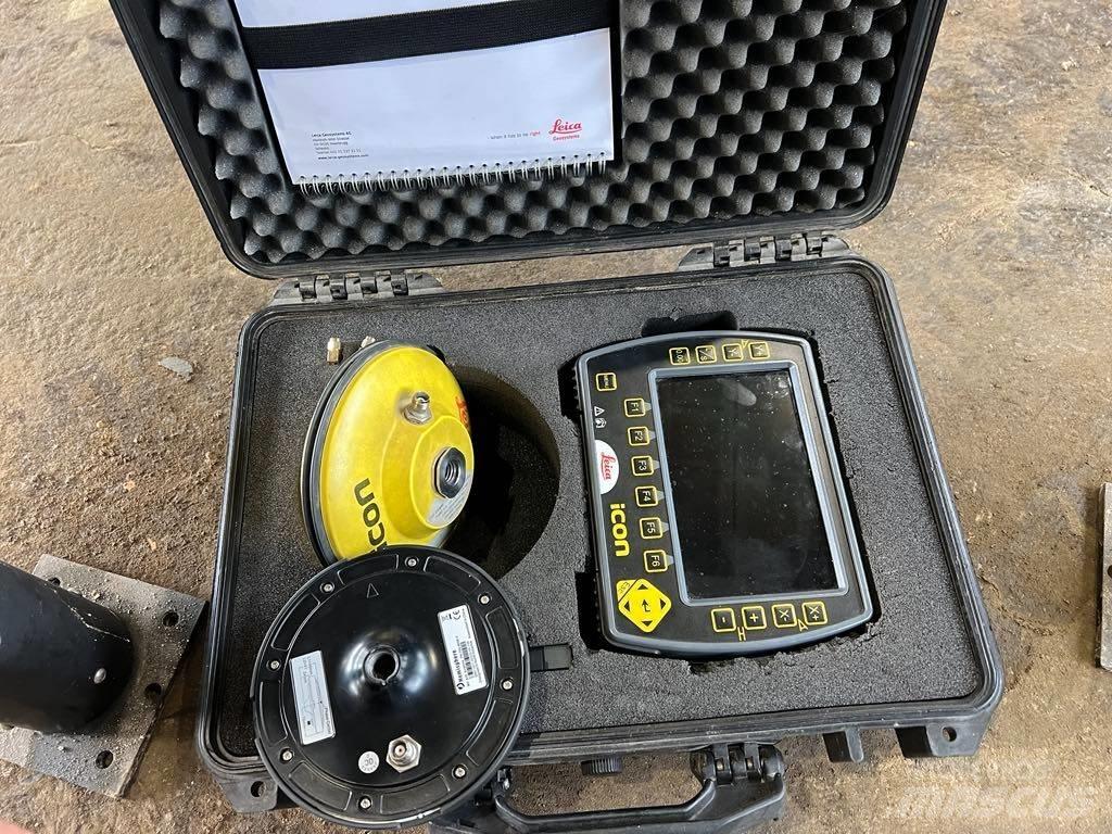 Doosan DX 300 LC حفارات زحافة