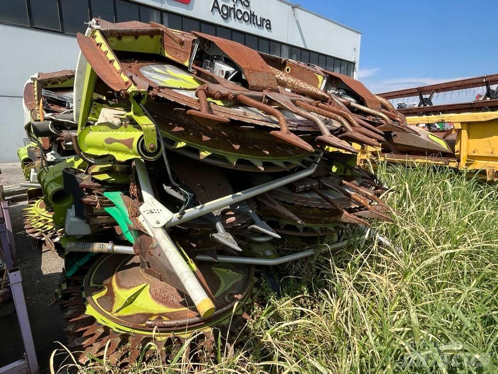 CLAAS Orbis 750 ملحقات ماكينات القش والعلف