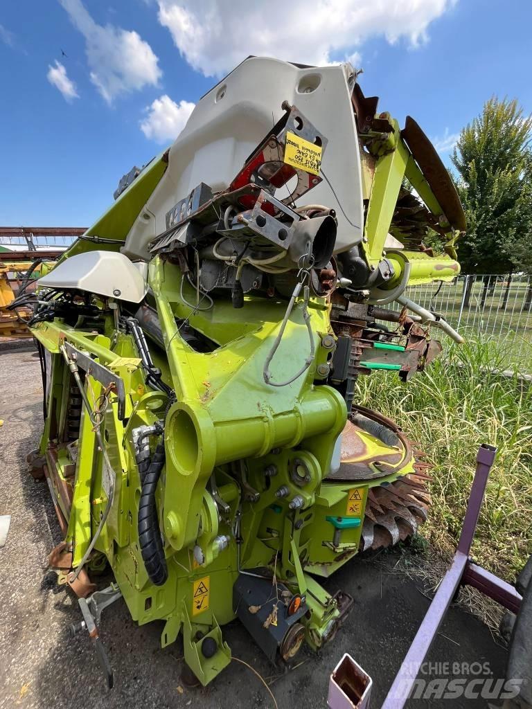 CLAAS Orbis 750 ملحقات ماكينات القش والعلف