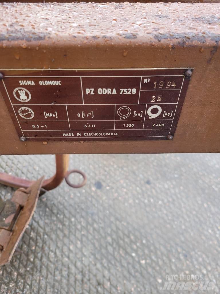 Odra 7528 أنظمة الري