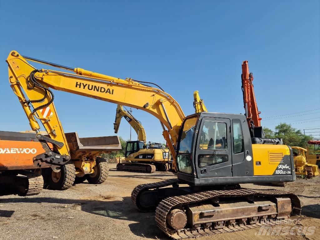 Hyundai R180LC-7 حفارات زحافة