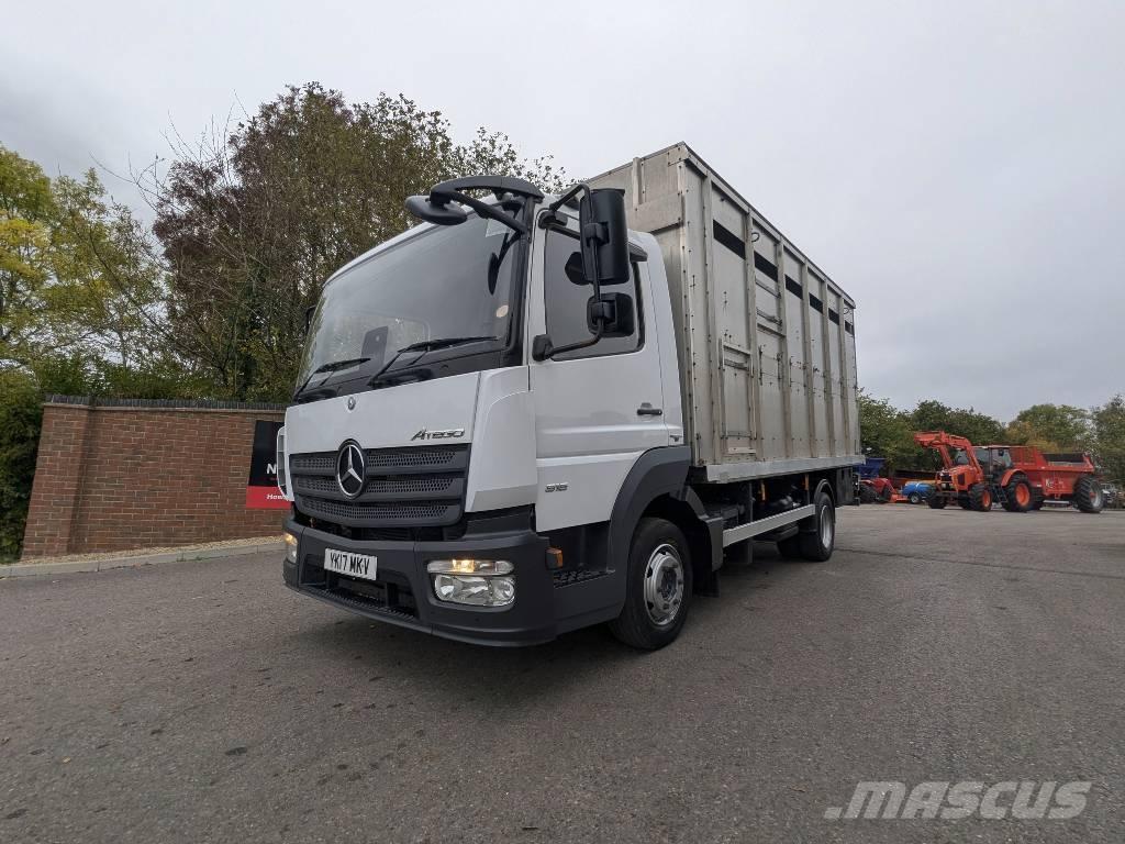 Mercedes-Benz 816 شاحنات ذات هيكل صندوقي