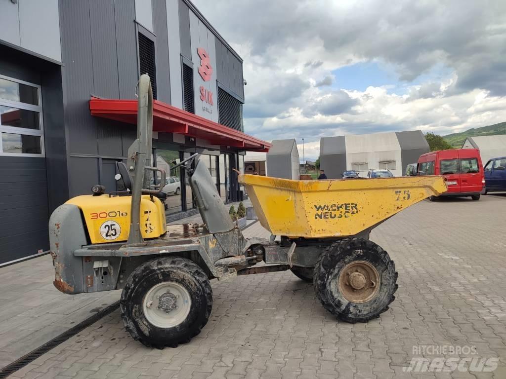 Wacker Neuson 3001 s عربات نقل قلابة للمواقع