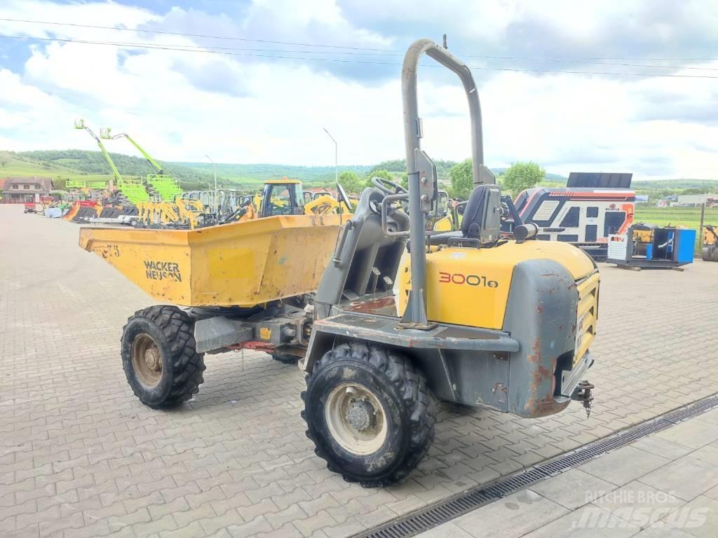Wacker Neuson 3001 s عربات نقل قلابة للمواقع