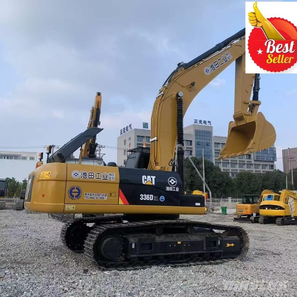 CAT 336 D حفارات زحافة
