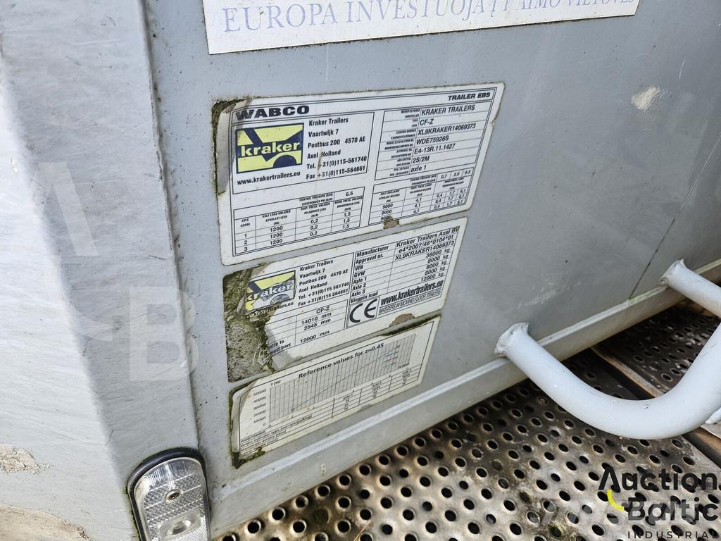 Kraker CF200 نصف مقطورات بباب جانبي