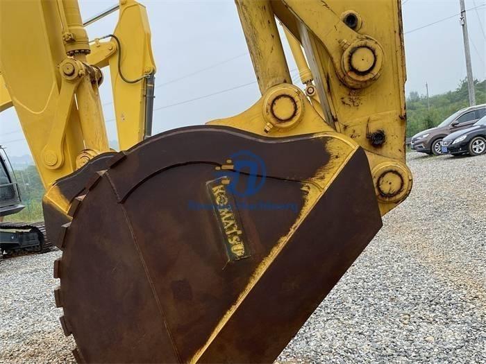 Komatsu PC450-8 حفارات زحافة