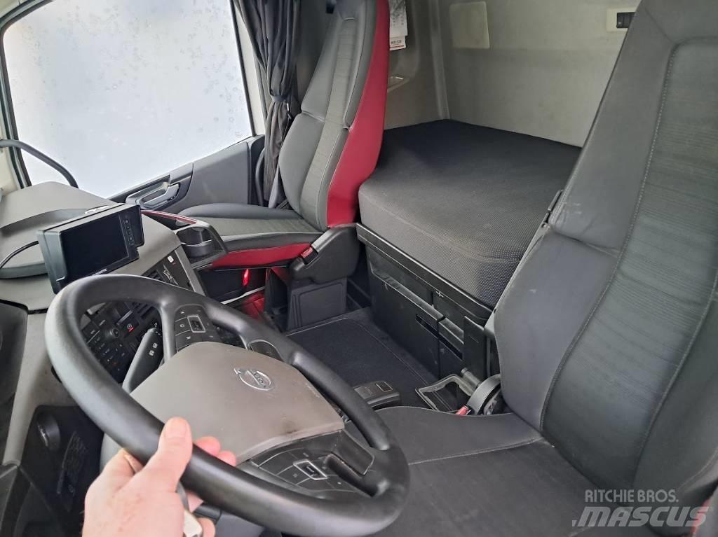 Volvo FH 13 500 شاحنات أشجار