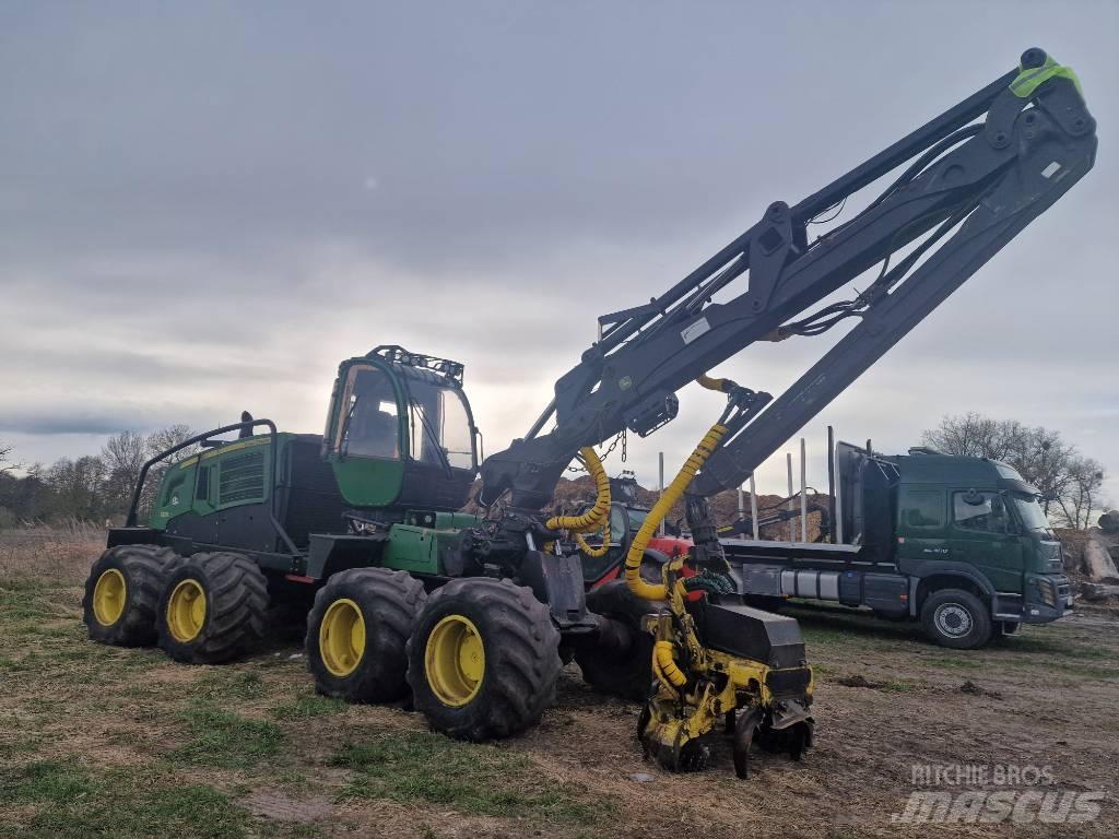 John Deere 1270 E حصادات