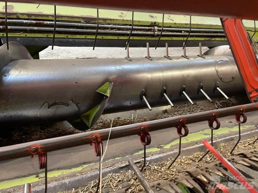 CLAAS LEXION 580 حصادات