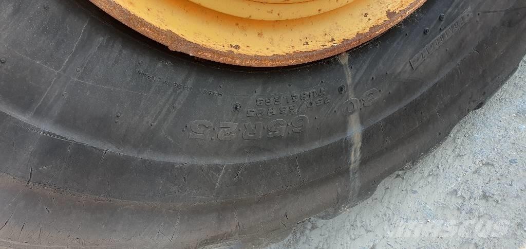 Volvo A 30 F ساحبات مفصلية