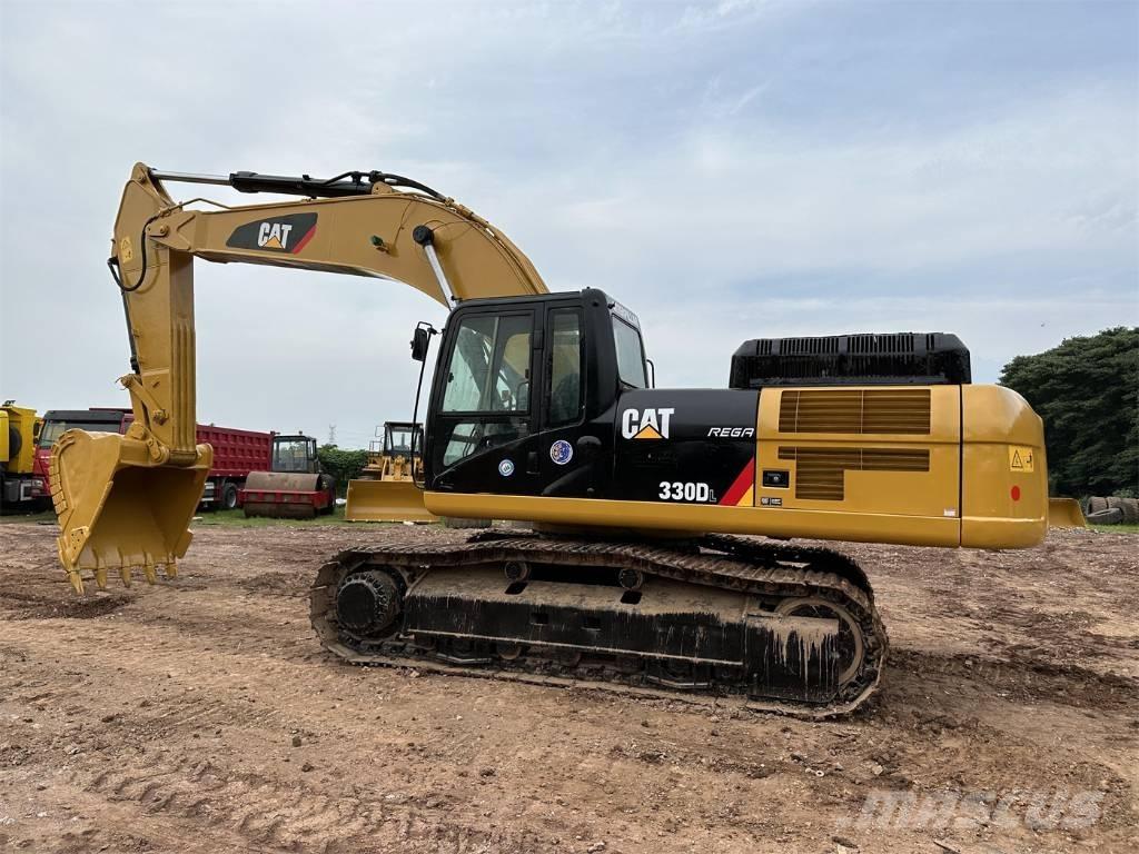 CAT 330DL حفارات زحافة