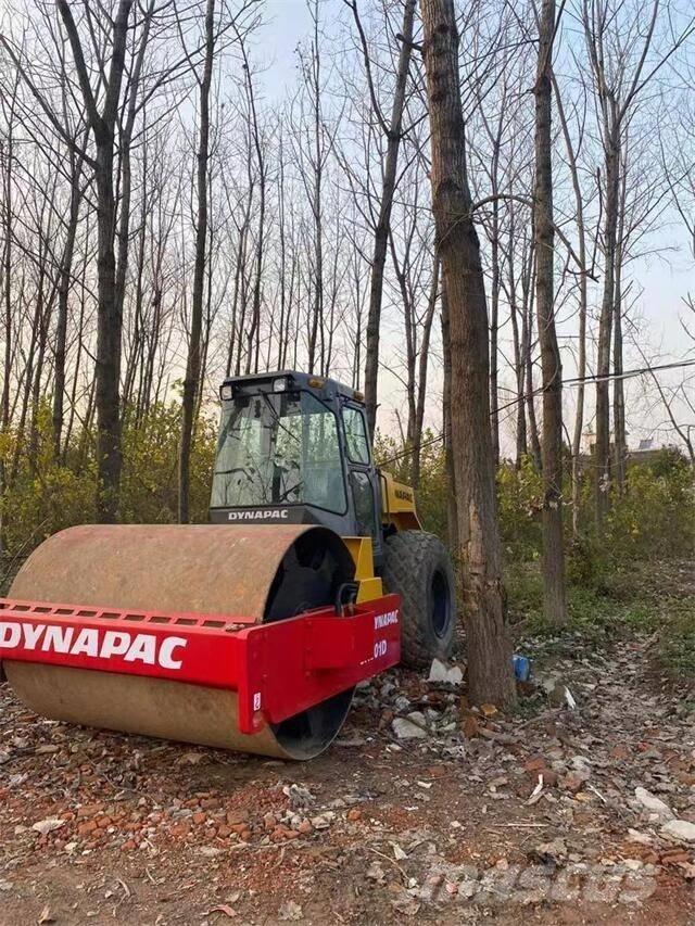 Dynapac CA301 مداحل أحادية الأسطوانة