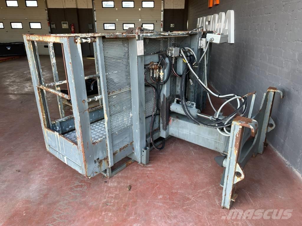 Dieci Pegasus 50.21 مناولات متداخلة