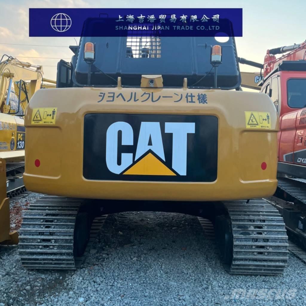 CAT 323 D حفارات زحافة