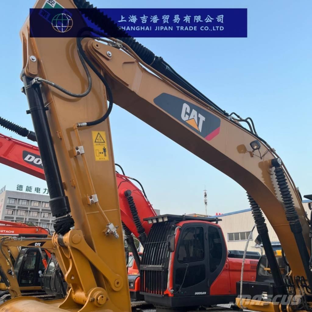 CAT 323 D حفارات زحافة