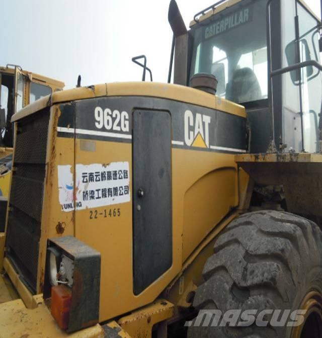 CAT 962 G لوادر بعجل