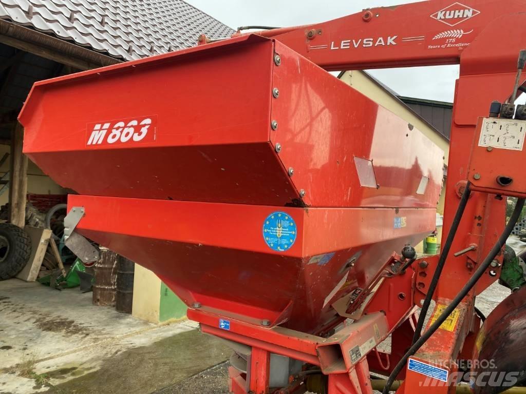 Kuhn M863 معدات فرد المواد المعدنية