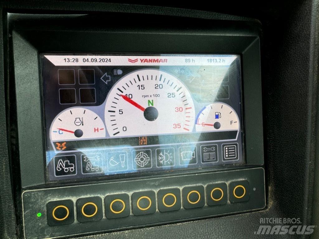 Yanmar B95W (40744) حفارات بعجل