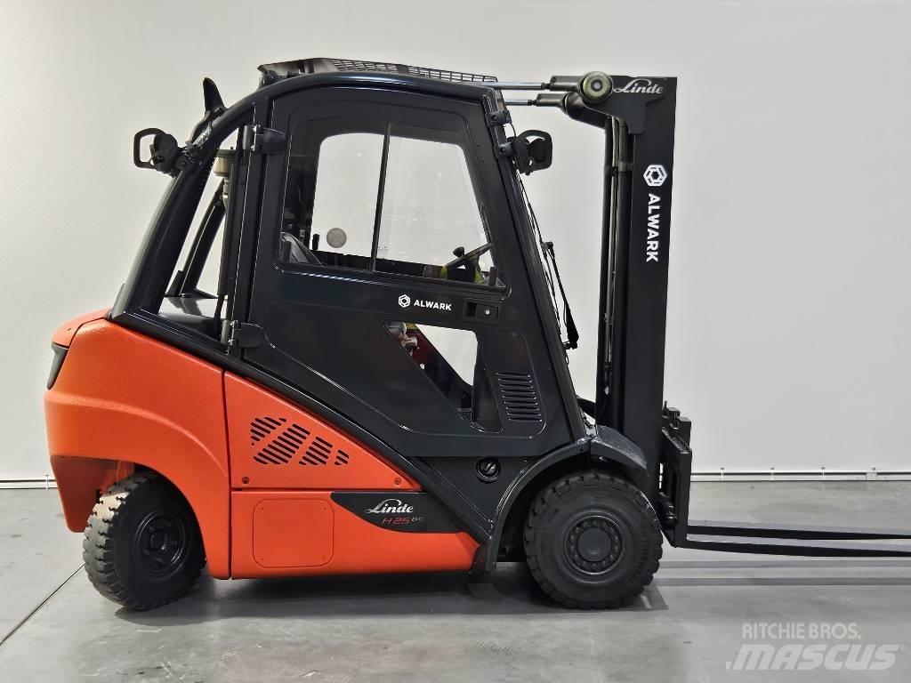 Linde H25D شاحنات الديزل