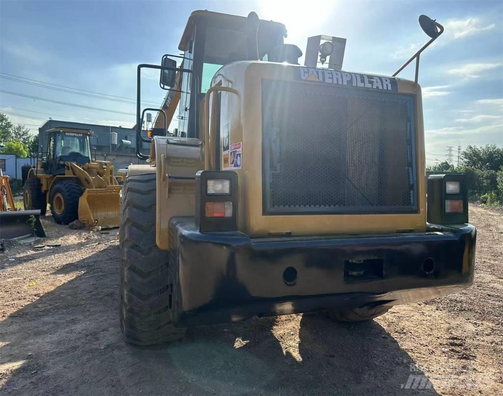 CAT 966 H لوادر بعجل