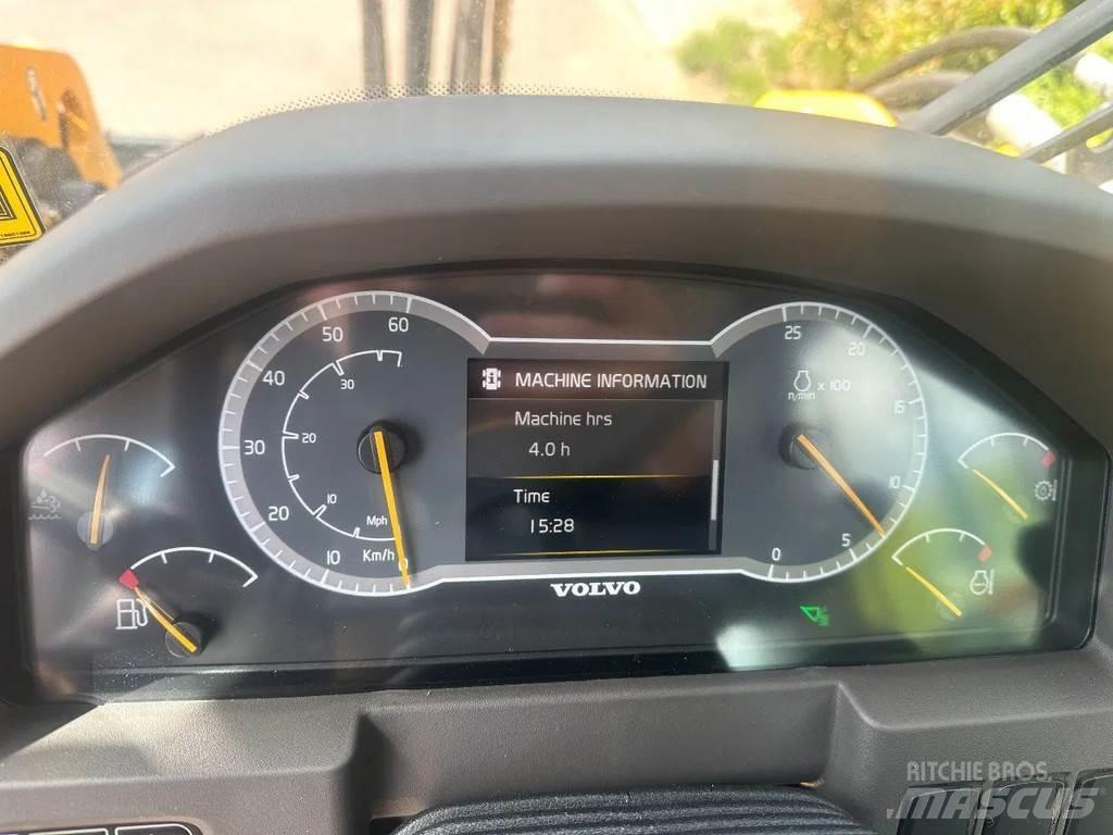 Volvo L90 H2 2025 لوادر بعجل