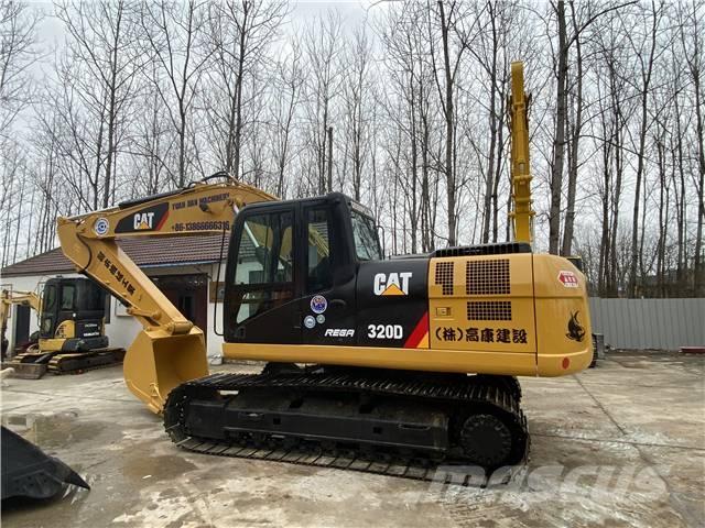 CAT 320D حفارات زحافة