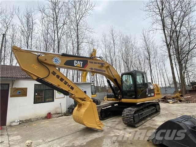 CAT 320D حفارات زحافة