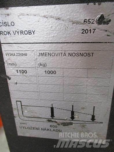Toyota OSE 100W معدات الرفع عالي المستوى