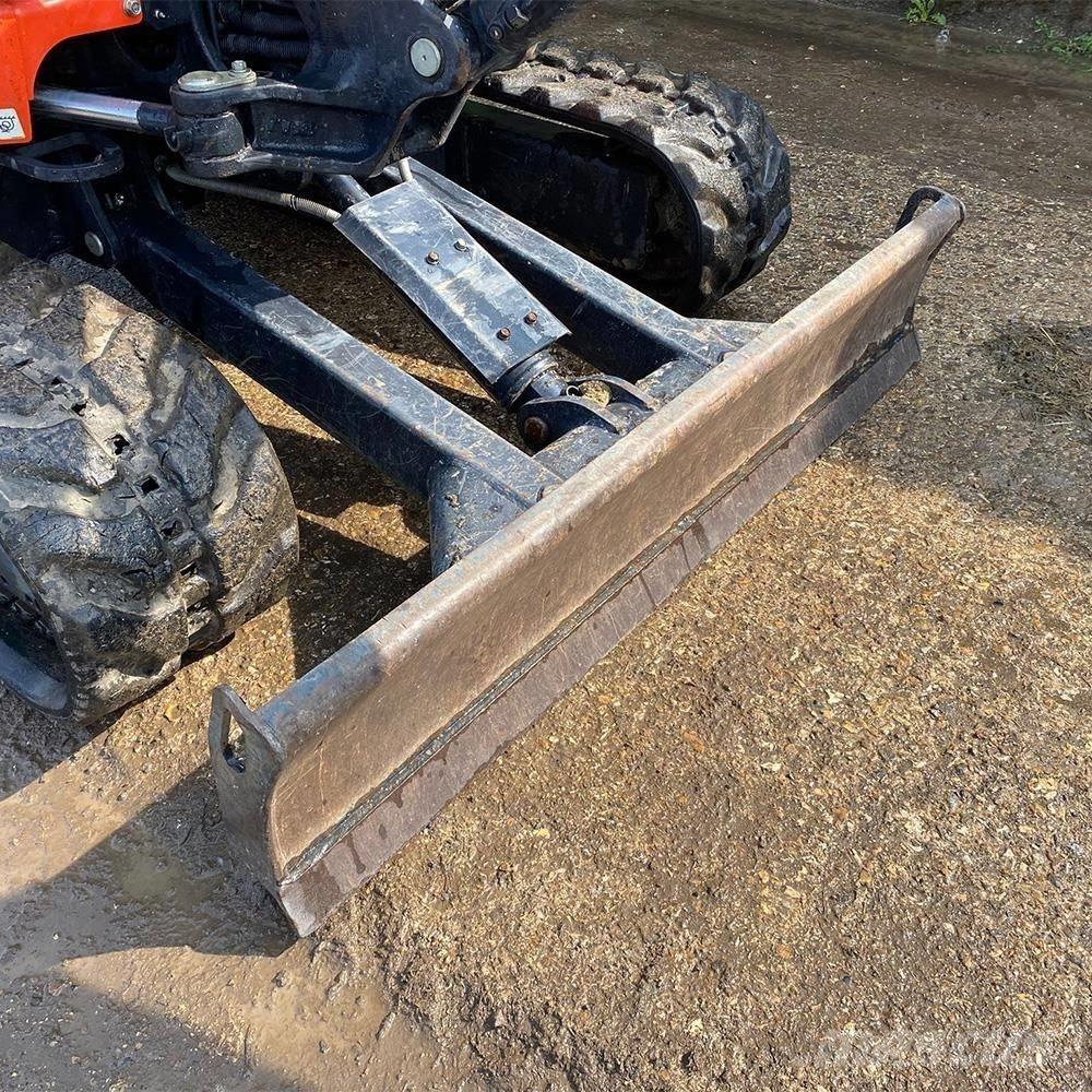 Kubota U 27-4 حفارات صغيرة أقل من 7 طن (حفارات صغيرة)